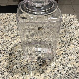 Clear Beverage Dispenser